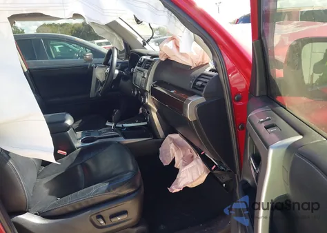 2014 Toyota 4Runner Limited z USA, uszkodzony, nr VIN JTEZU5JR6E5077581